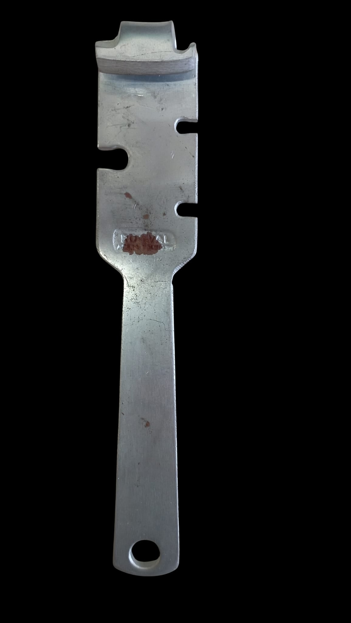 LLAVE DE ALAMBRAR (ATILLAR) RO-VAL