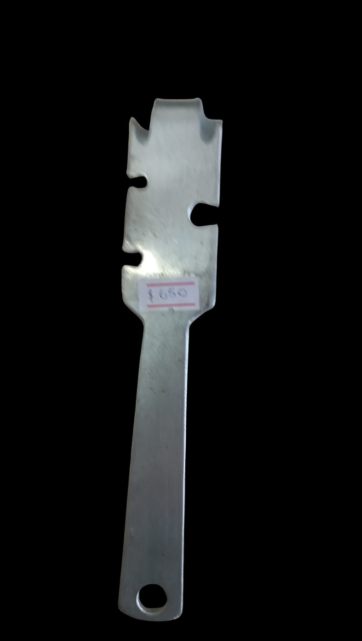 LLAVE DE ALAMBRAR (ATILLAR) RO-VAL